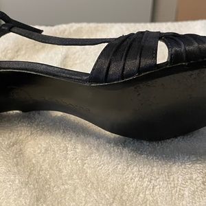 Liz Claiborne formal shoes